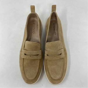 Pre-Owned Shoe Size 9.5 Vionic Tan Casual