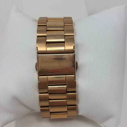 Pre-Owned Michael Kors Rose Gold Watch