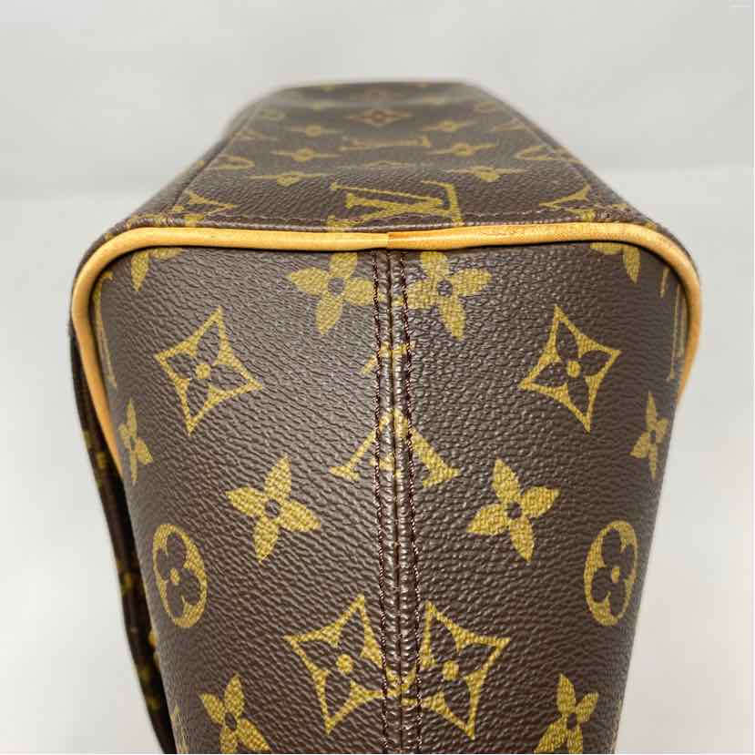 Pre-Owned Louis Vuitton Monogram Canvas Designer Handbag