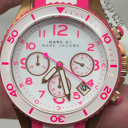 Pre-Owned Marc by Marc Jacobs White Rubber Watch