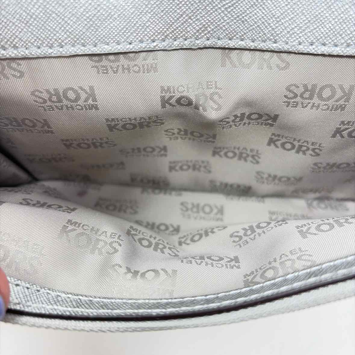 Pre-Owned Michael Kors Silver Coated Canvas Handbag