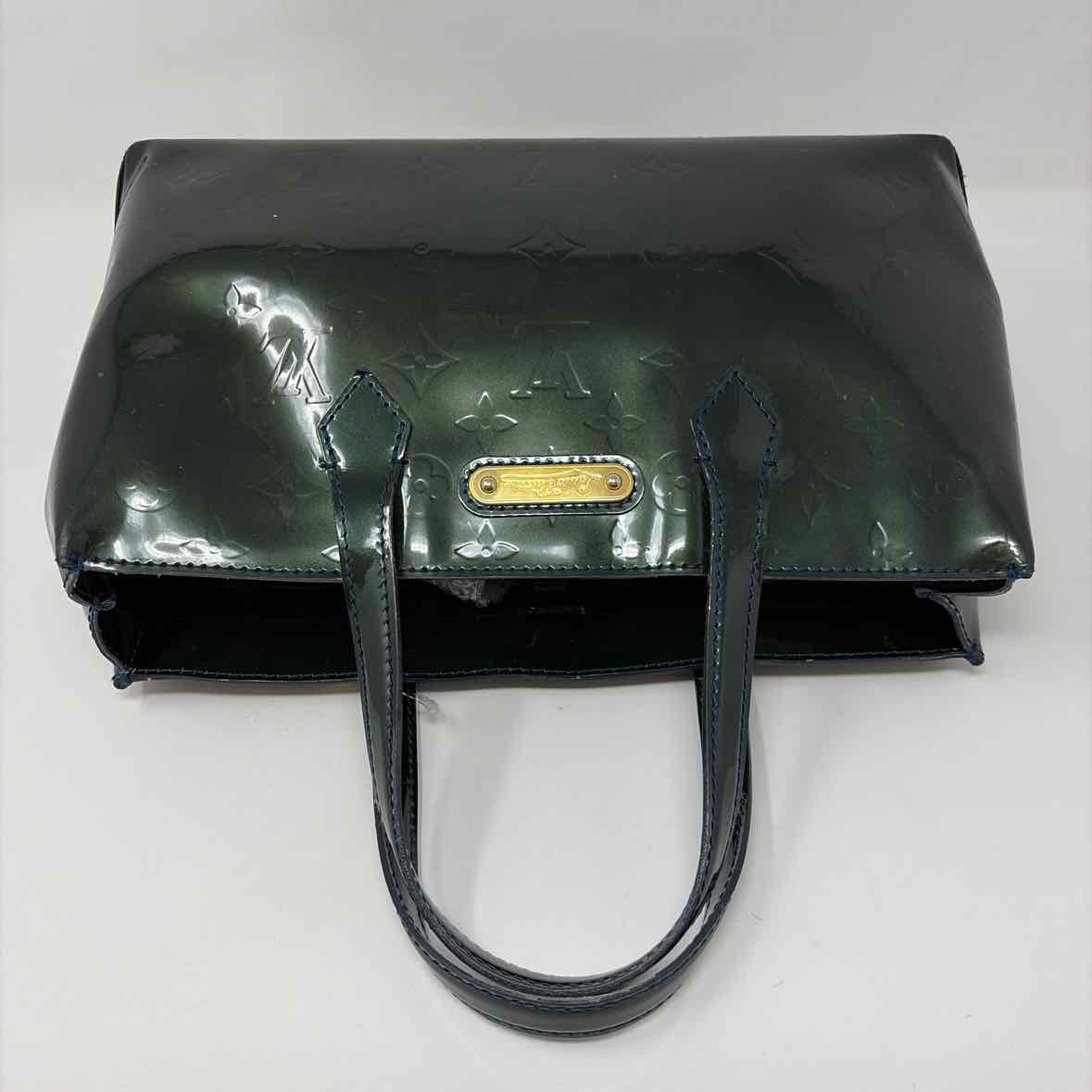 Pre-Owned Louis Vuitton Green Patent Designer Handbag