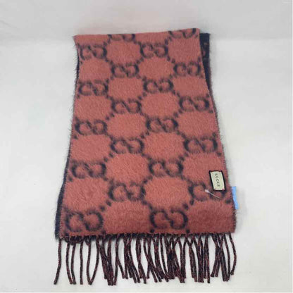 Pre-Owned Gucci Grey Knit Designer Scarf