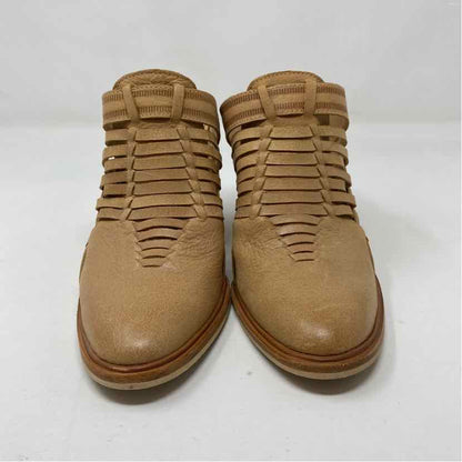 Pre-Owned Shoe Size 6 Dolce Vita Tan Heels