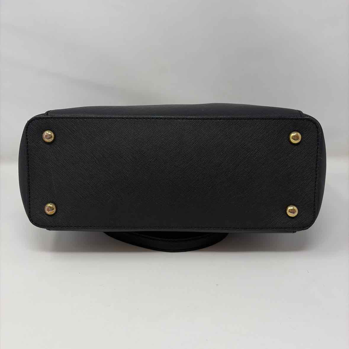 Pre-Owned Michael Kors Black Leather Handbag