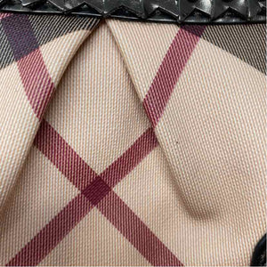 Pre-Owned Burberry Plaid Canvas Designer Handbag