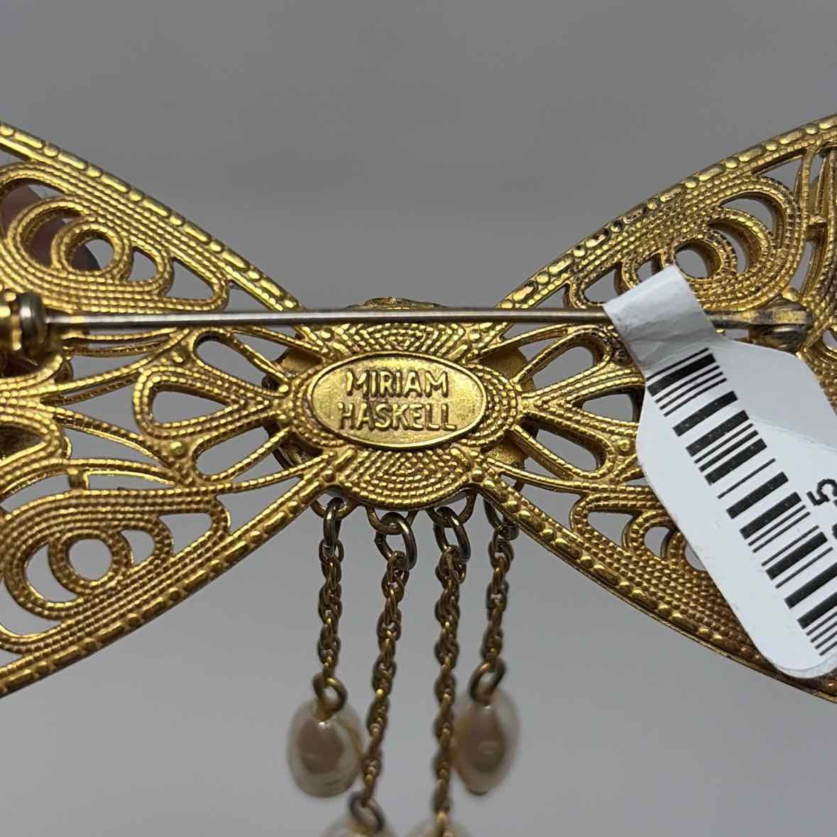 Pre-Owned Miriam Haskell Gold Multi Pearls Brooch