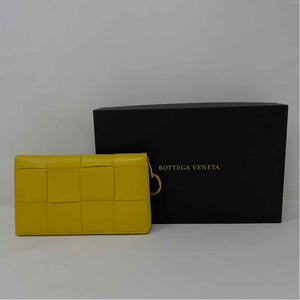 Pre-Owned Bottega Veneta Yellow Leather Designer Wallet