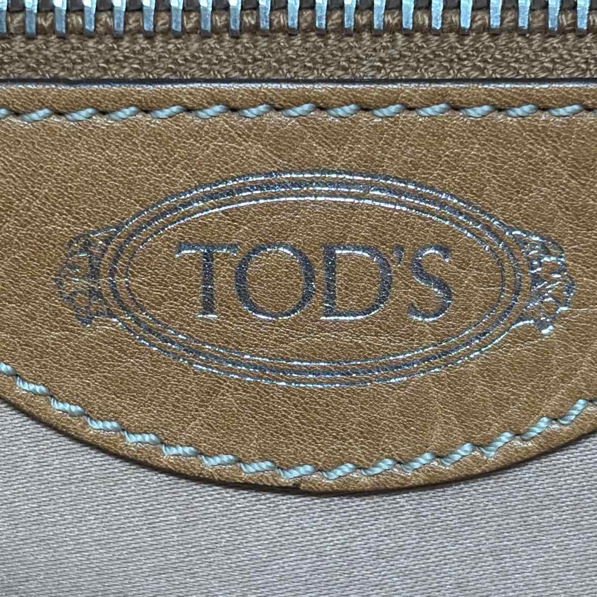Pre-Owned Tod's Tan Leather Handbag