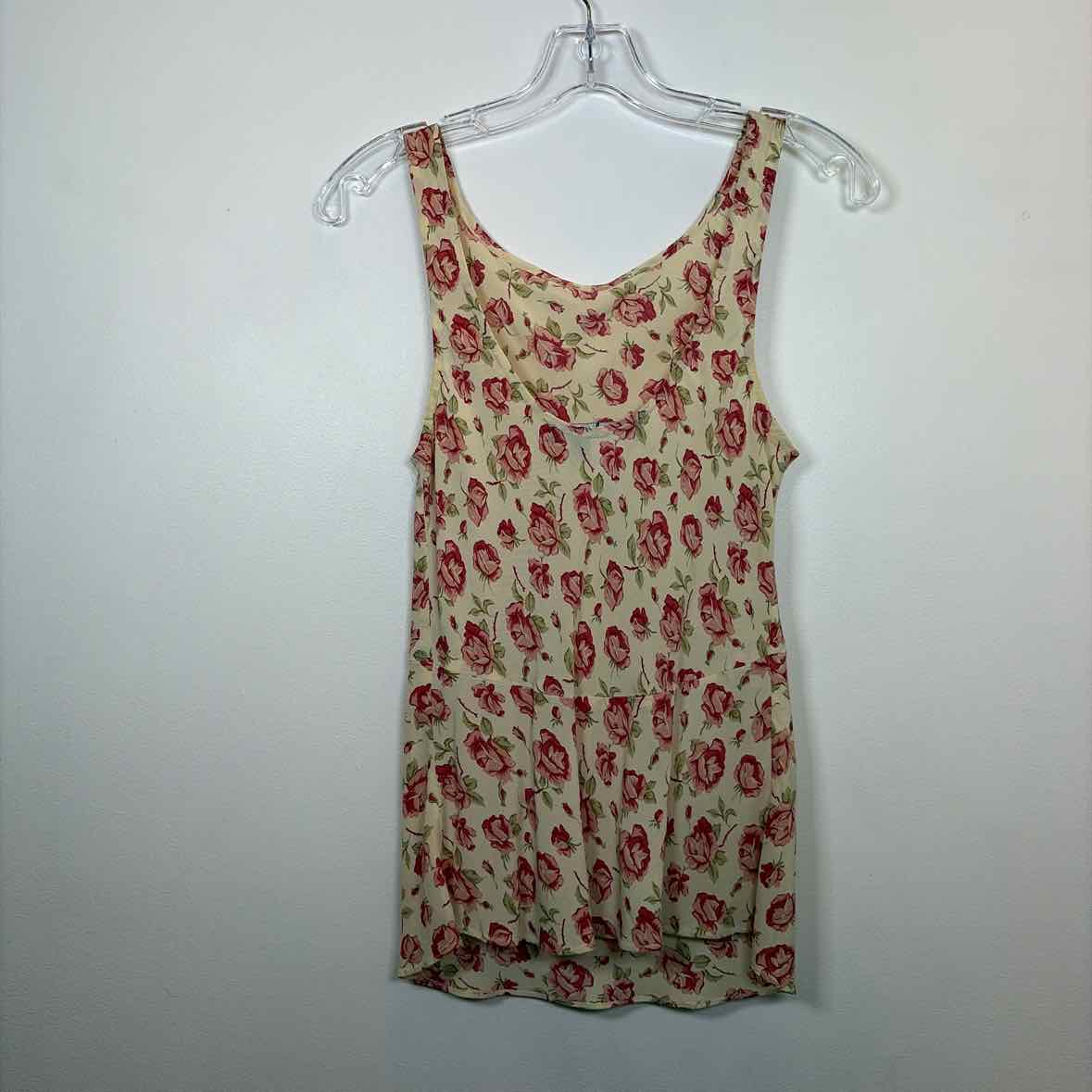 Pre-Owned Size 4/S Betsey Johnson Red Multi Top