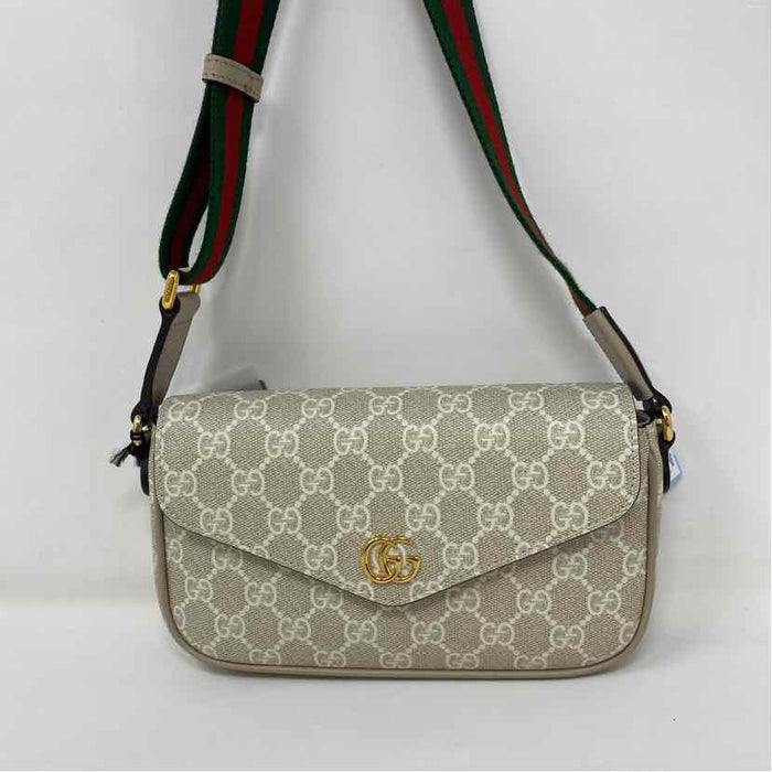 Pre-Owned Gucci Cream Canvas Designer Handbag