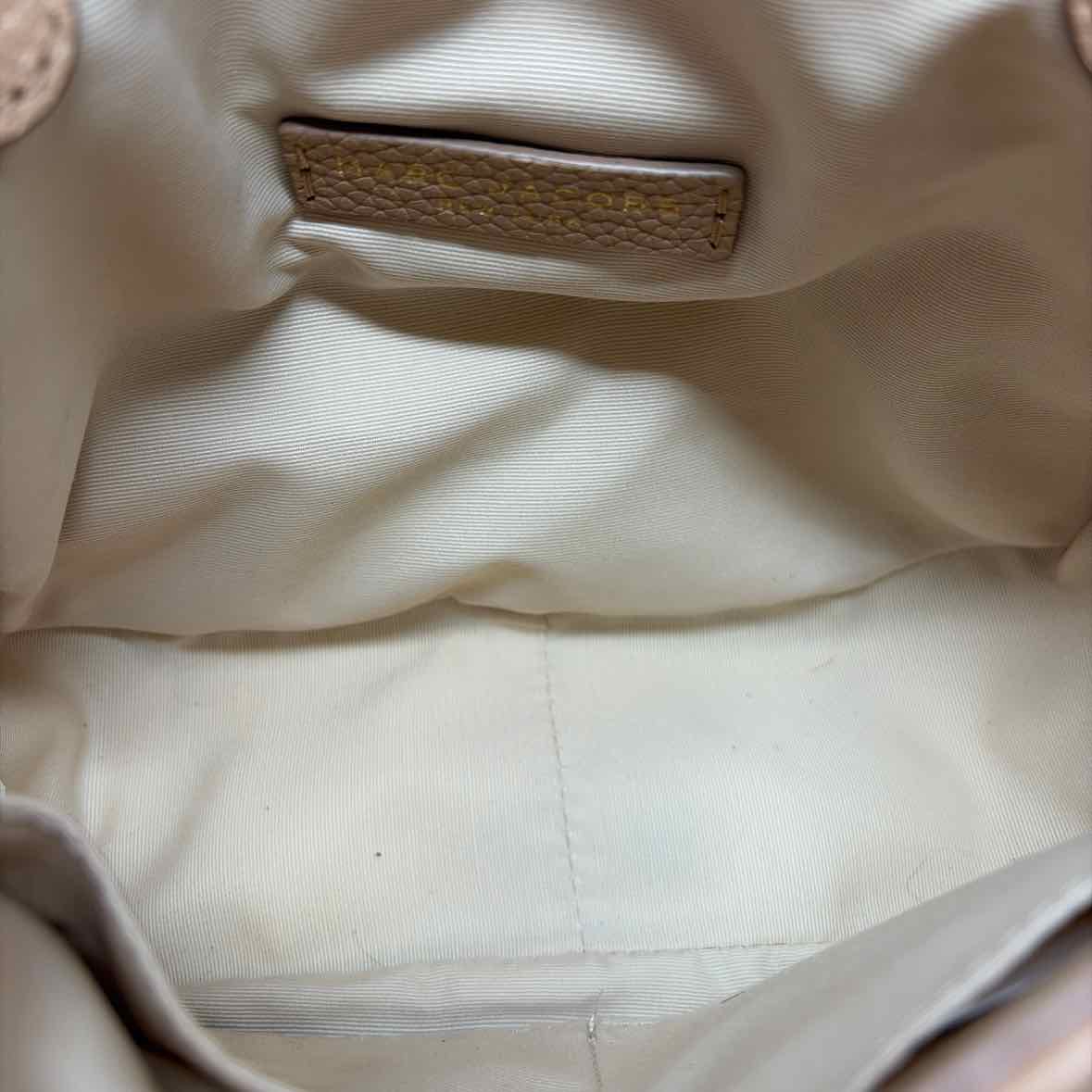 Pre-Owned Marc Jacobs Tan Leather Handbag