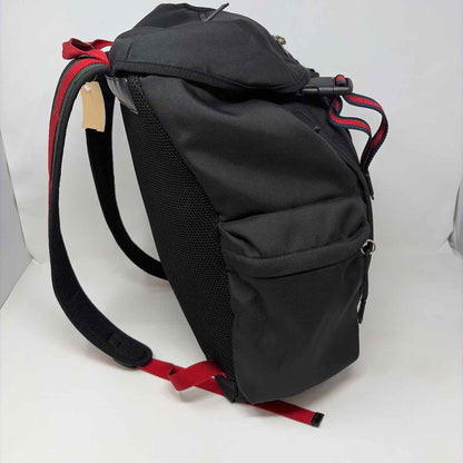 Pre-Owned Gucci Black Nylon Designer Handbag