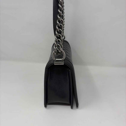 Pre-Owned Chanel Black Leather Designer Handbag