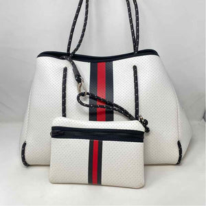 Pre-Owned Haute Shore White Neoprene Handbag