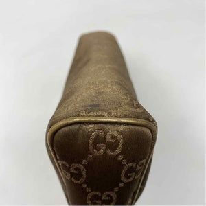 Pre-Owned Gucci Gold Nylon Designer Handbag