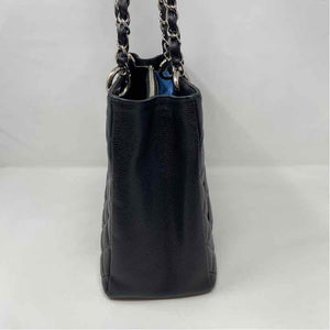 Pre-Owned Chanel Black Leather Designer Handbag