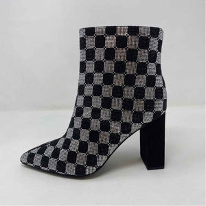 Pre-Owned Shoe Size 7 Wild Pair Black & Silver Booties