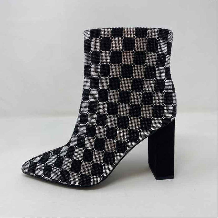Pre-Owned Shoe Size 7 Wild Pair Black & Silver Booties