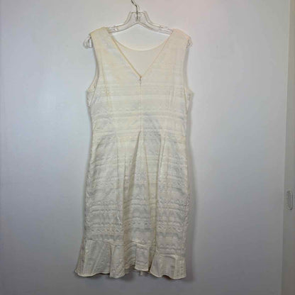 Pre-Owned Size 10/L NYDJ White Casual Dress