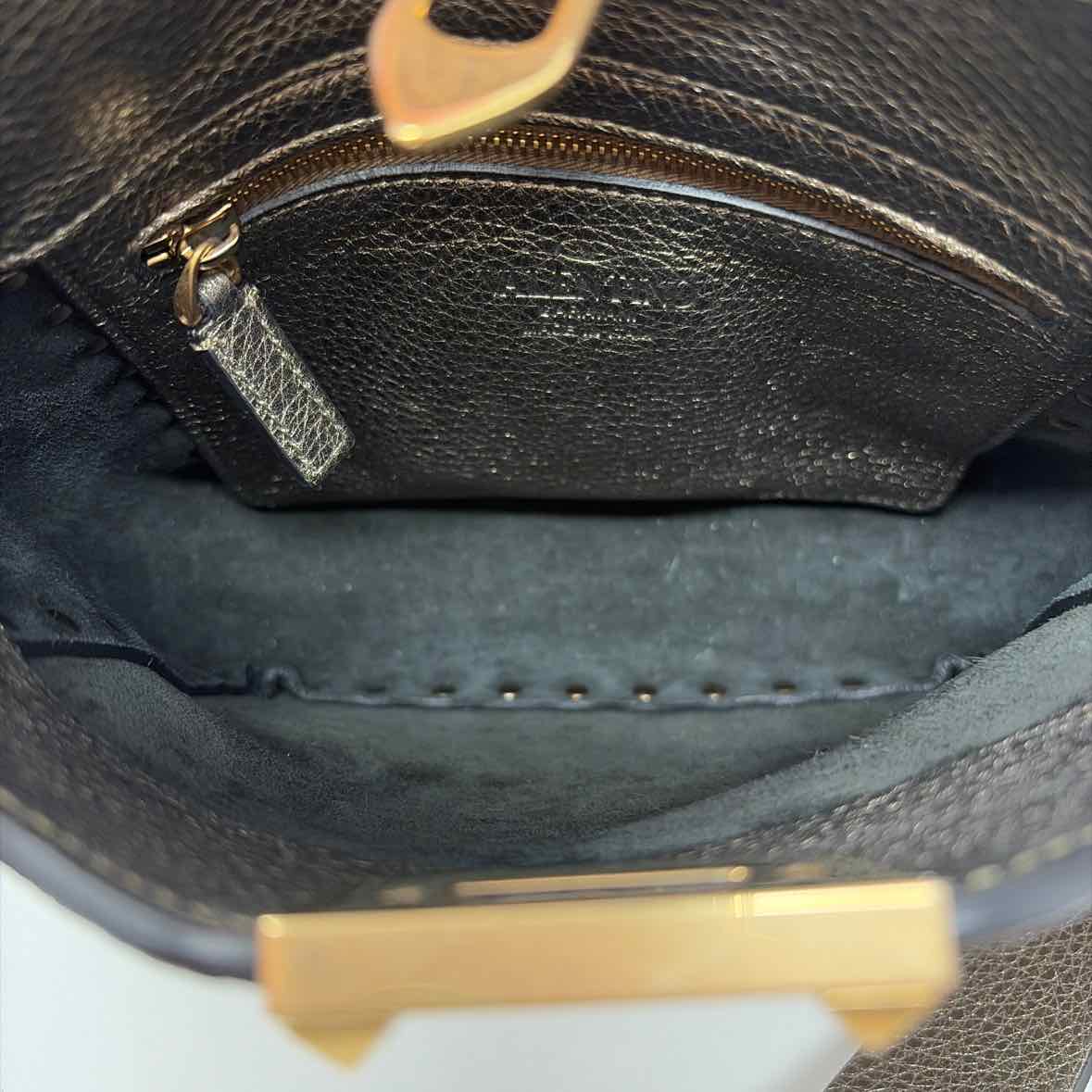 Pre-Owned Valentino Gold Leather Designer Handbag