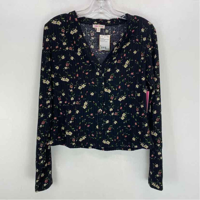 Pre-Owned Size M Riley & Rae Black Floral Top