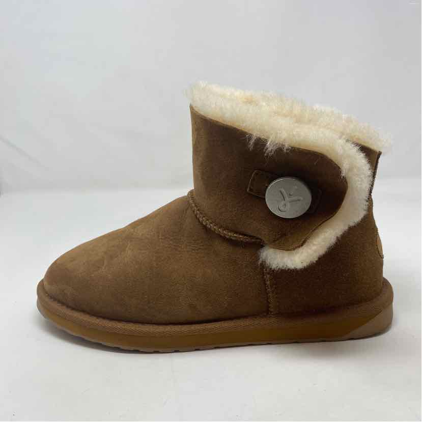 Pre-Owned Shoe Size 10.5 EMU Cognac Booties