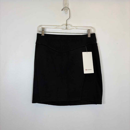 Pre-Owned Size M Lululemon Black Skirt