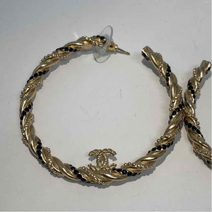 Pre-Owned Chanel Gold Metal Designer Jewelry