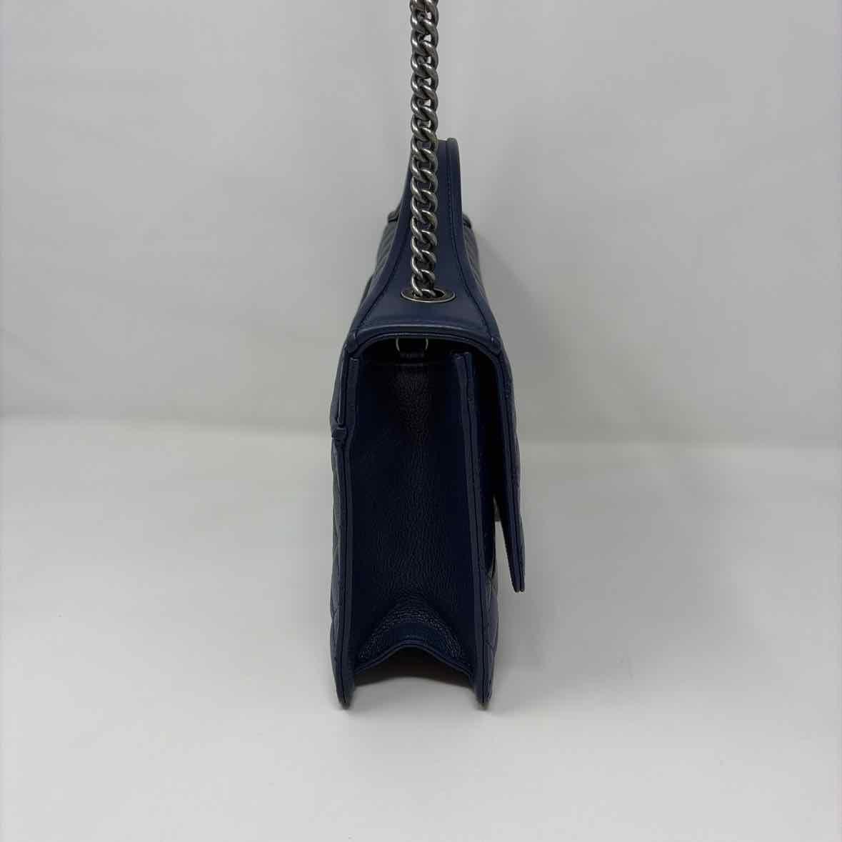 Pre-Owned Chanel Navy Leather Designer Handbag