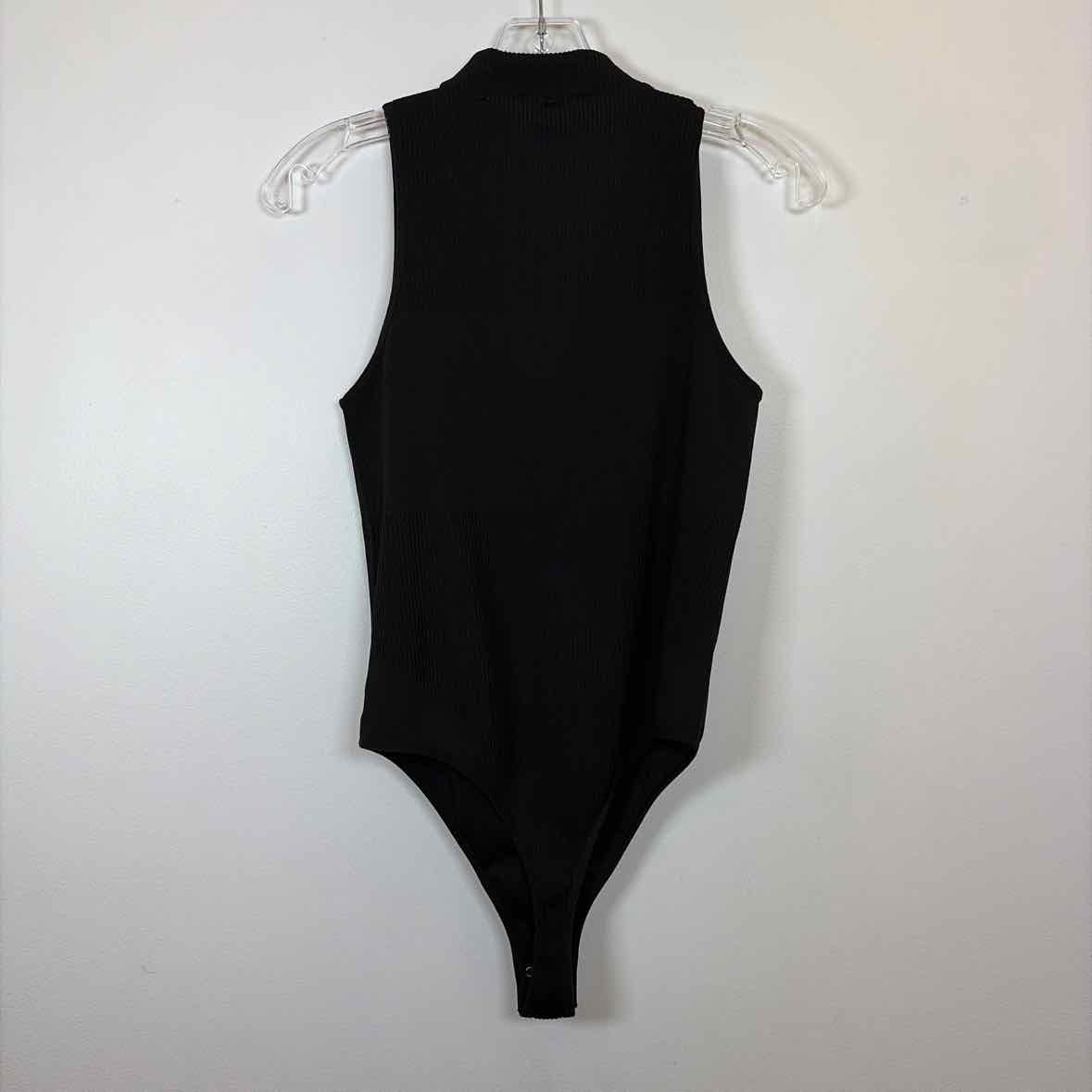 Pre-Owned Size S ZARA Black Top