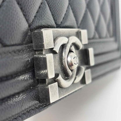 Pre-Owned Chanel Black Leather Designer Handbag