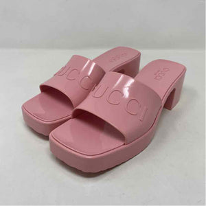 Pre-Owned Gucci Pink Rubber Shoe Size 6.5 Designer Shoes