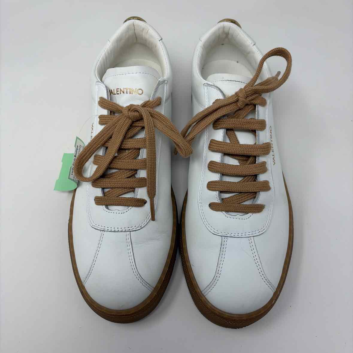 Pre-Owned Shoe Size 10 Valentino by Mario Valentino White Sneaker