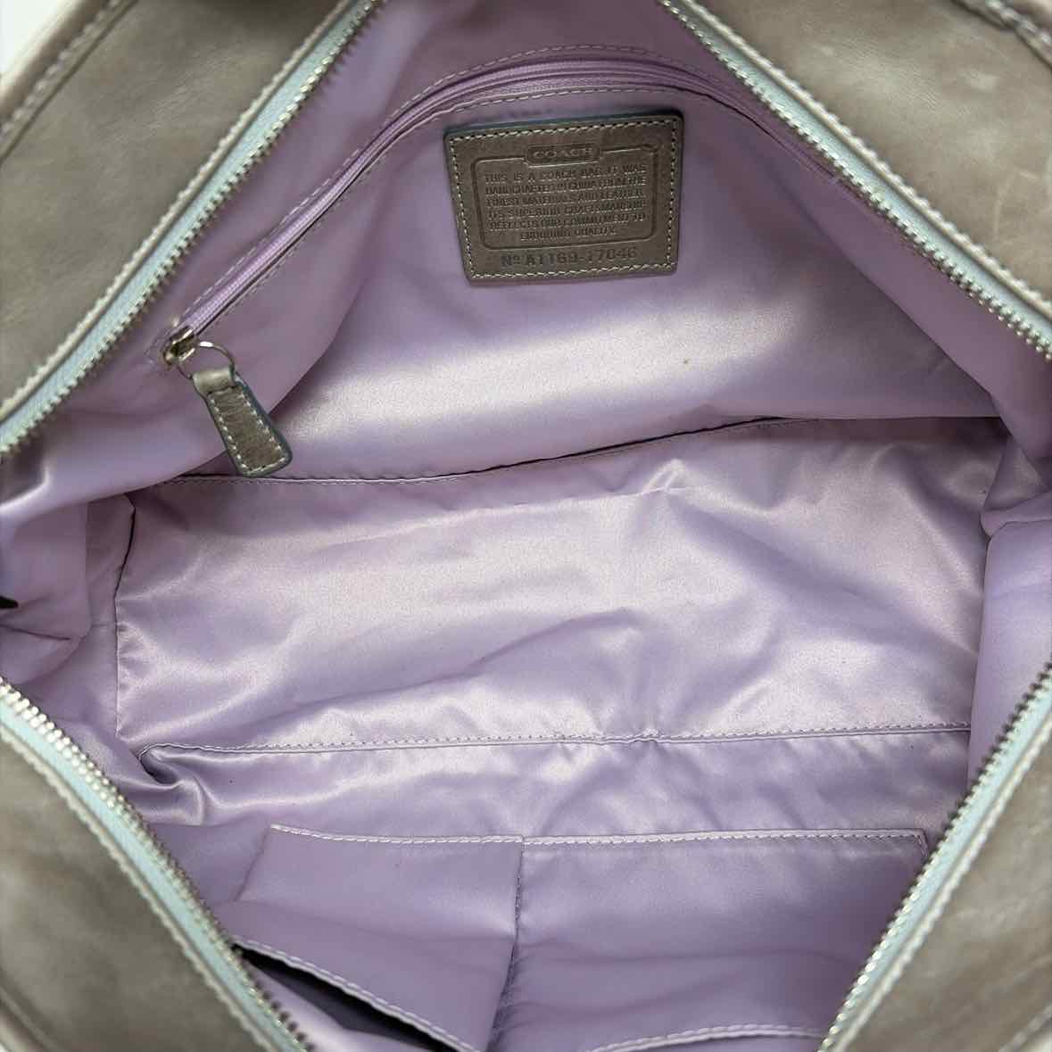 Pre-Owned Coach Silver Sequined Handbag