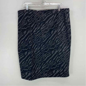 Pre-Owned Size XL Carole Wren Zebra Skirt