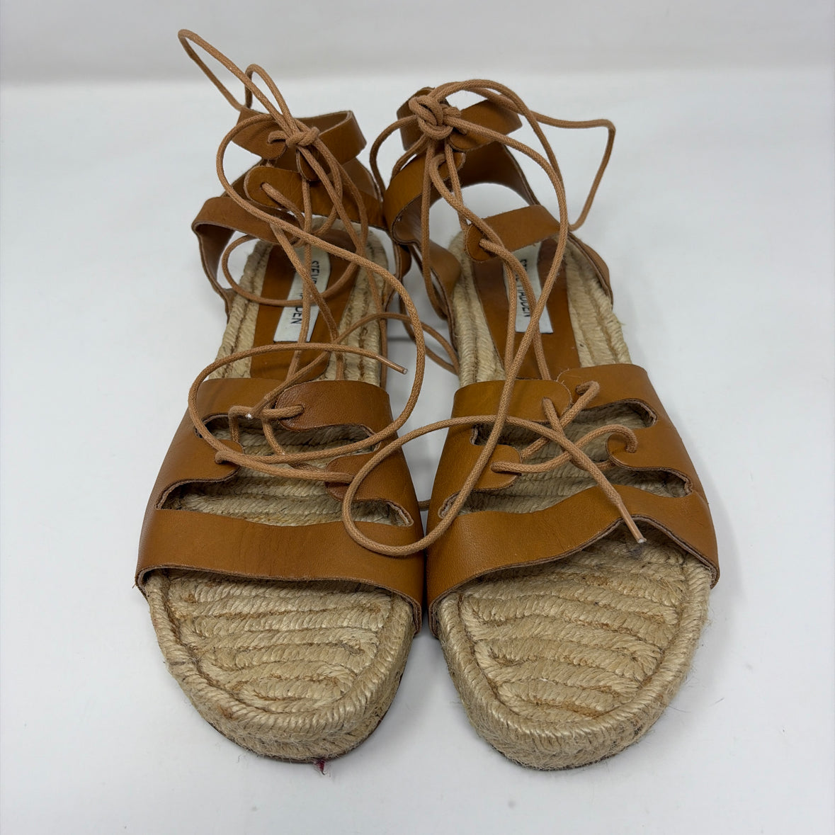 Pre-Owned Shoe Size 9 Steve Madden Tan Sandals