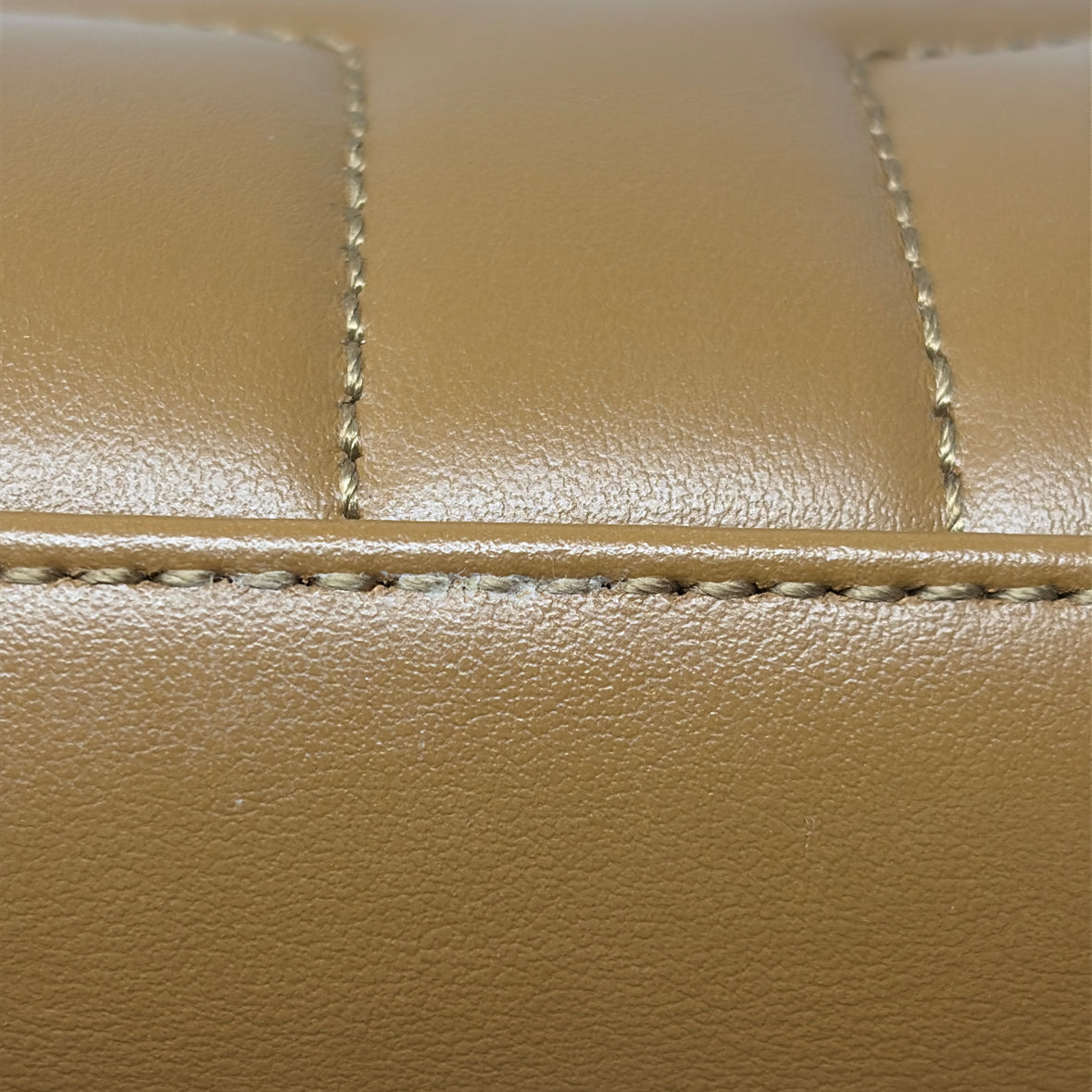 Pre-Owned Saint Laurent Cognac Leather Designer Handbag
