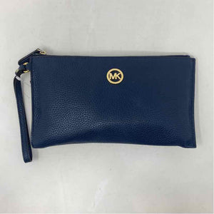 Pre-Owned Michael Kors Navy Leather Wristlet