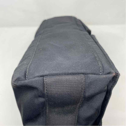 Pre-Owned Gucci Black Nylon Designer Handbag