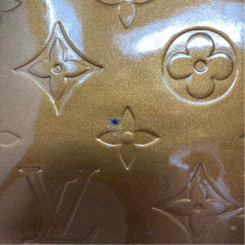 Pre-Owned Louis Vuitton Bronze Patent Designer Handbag