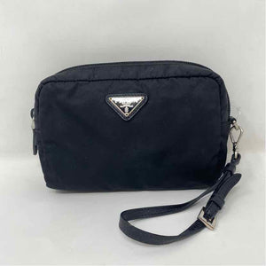 Pre-Owned Prada Black Nylon Designer Handbag