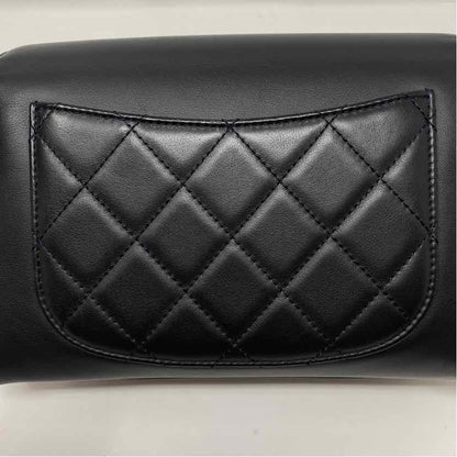 Pre-Owned Chanel Black Leather Designer Handbag