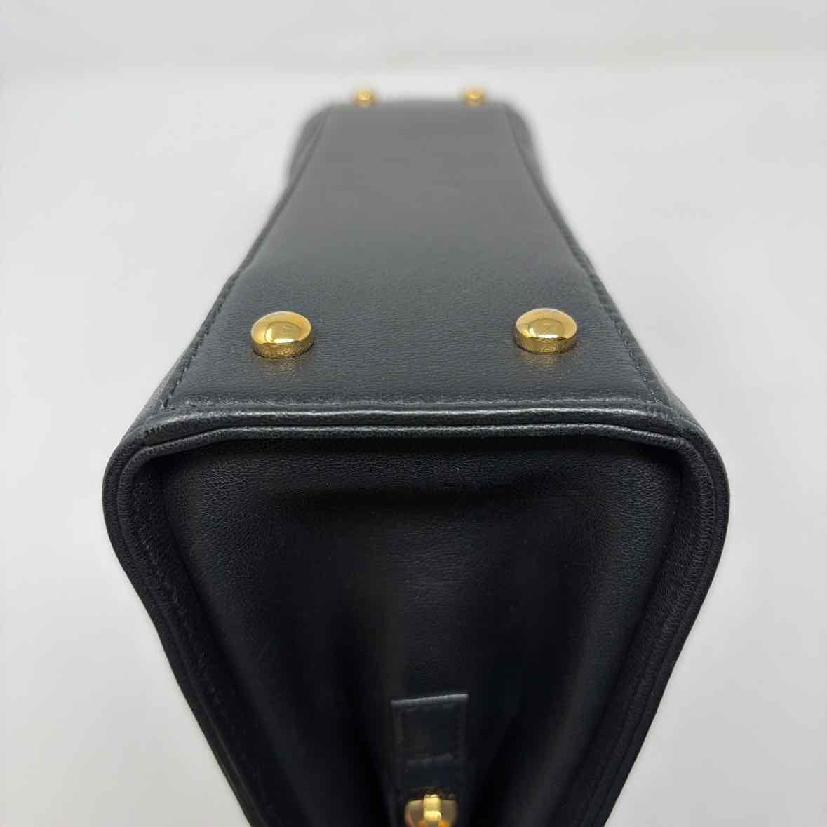 Pre-Owned Chanel Black Leather Designer Handbag