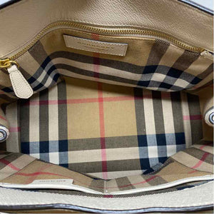 Pre-Owned Burberry White Leather Designer Handbag