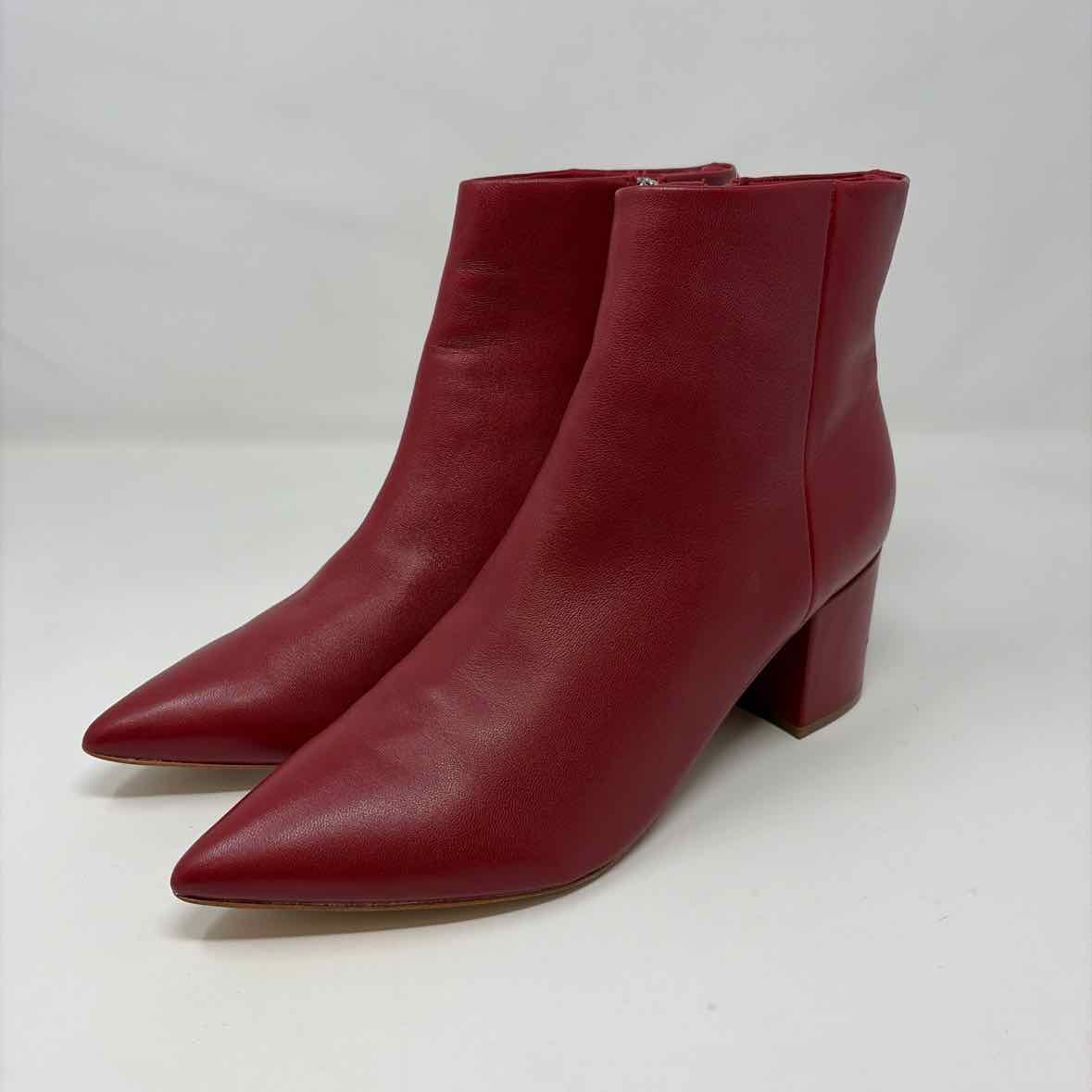 Pre-Owned Shoe Size 9 Marc Fisher Red Booties