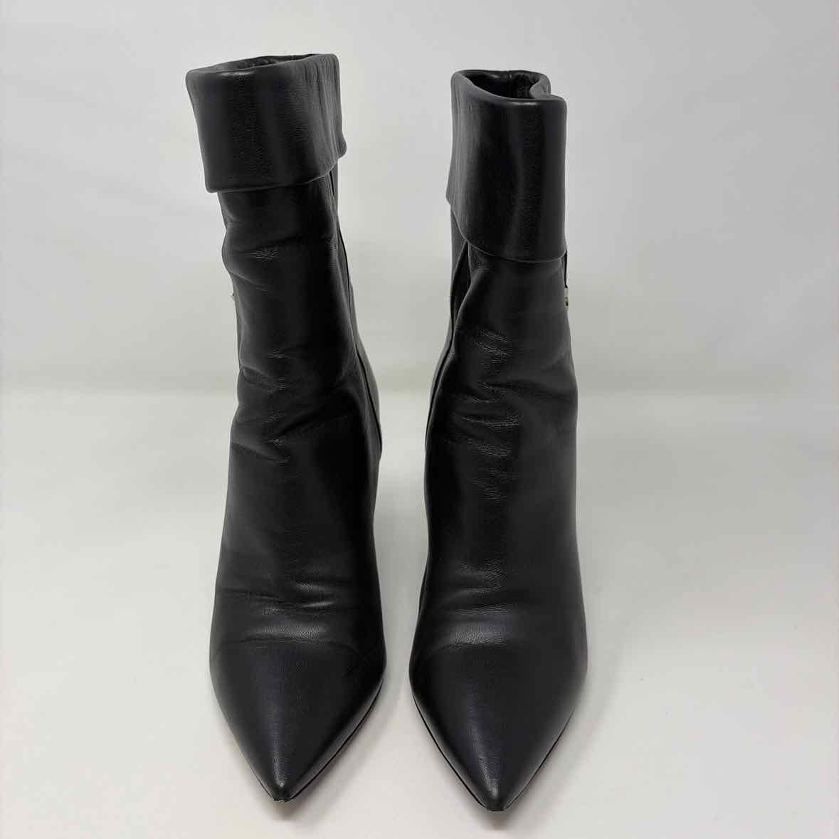 Pre-Owned Saint Laurent Black Leather Shoe Size 7 Designer Shoes