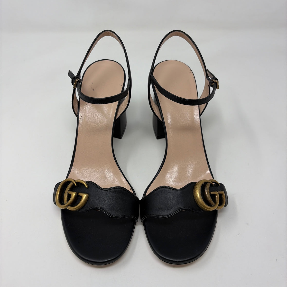 Pre-Owned Gucci Black Leather Shoe Size 8 Designer Shoes
