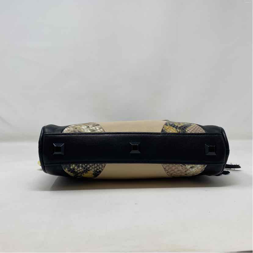 Pre-Owned Bolsa Nova Black Multi Leather Handbag