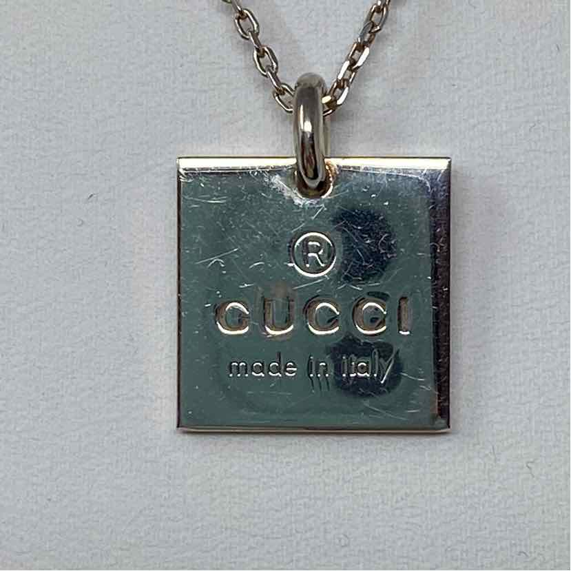 Pre-Owned Gucci Silver Sterling Designer Jewelry